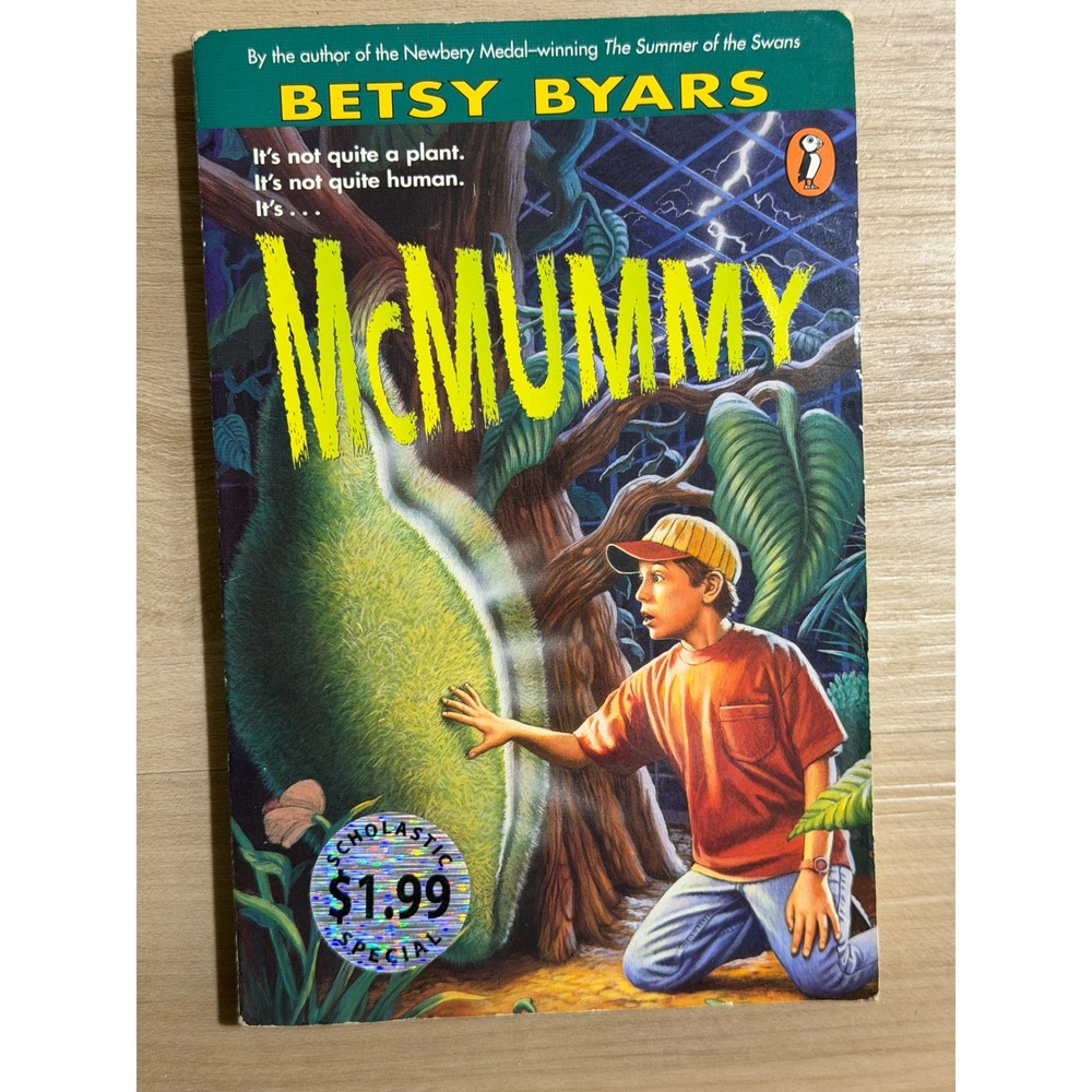 Betsy Byars McMummy Paperback Book Green OS Kids Fiction Mystery Horror Puffin